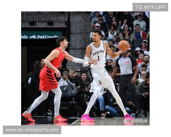 文班亚马 2026 季后赛统治力总结:场均 5.5 盖帽,他正在重新定义 NBA 防守。 文班亚马 2026 季后赛统治力总结:场均 5.5 盖帽,他正在重新定义 NBA 防守。
